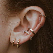 Load image into Gallery viewer, Classic Chain Ear Cuff in Sterling Silver
