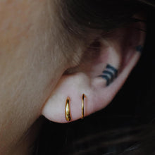 Load image into Gallery viewer, Classic Twirl Earrings in Sterling Silver
