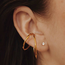 Load image into Gallery viewer, Modernist Ear Cuff
